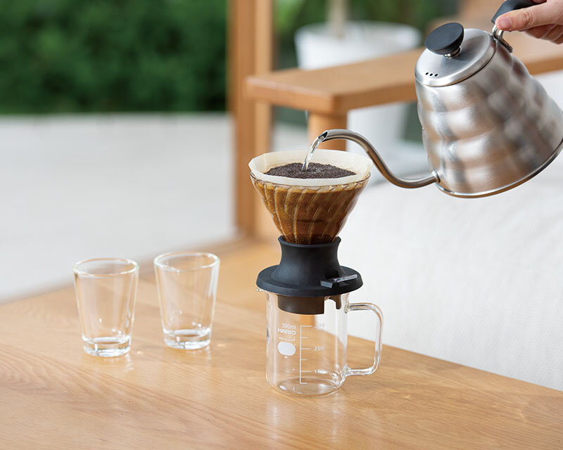 Hario Switch V60-03 Immersion Dripper with paper filters (40x)