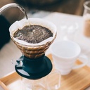 Hario - Immersion Switch V60-02 Coffee Dripper + filters (40x)