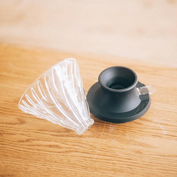 Hario - Immersion Switch V60-02 Coffee Dripper + filters (40x)