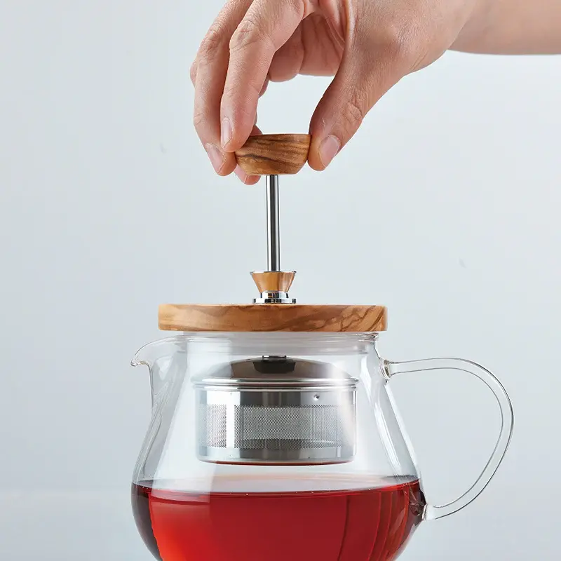 Hario Teaor - Tea pot - Olive Wood - 700ml 2.webp
