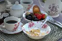 unsplash_2vE7-kni0Bo_black tea breakfast.webp