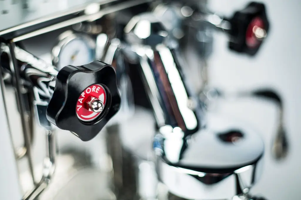 ECM Mechanika VI Slim 3.webp