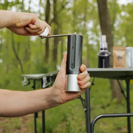 Aeropress - Manual grinder grey 8.webp