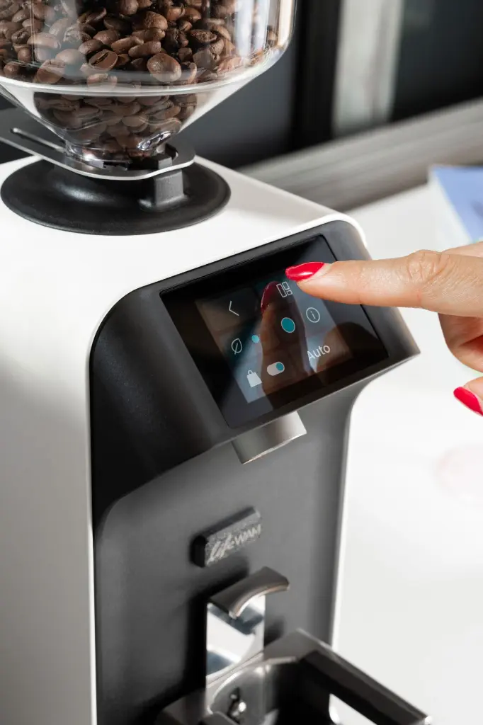 Ceado Life WAM – Grind-by-Weight Espresso Grinder with 50mm Blind Burrs display.webp